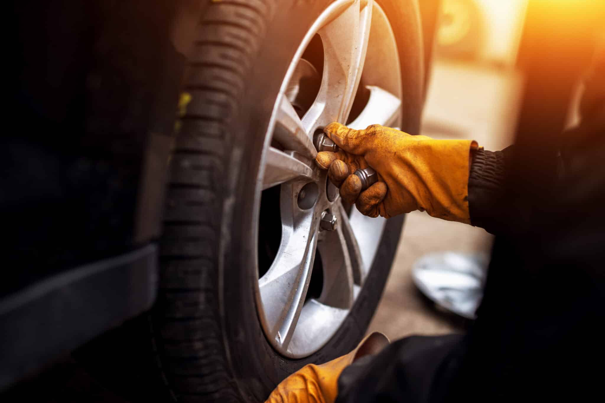 Fleet Tech Tips: Tires Affect Fuel Efficiency