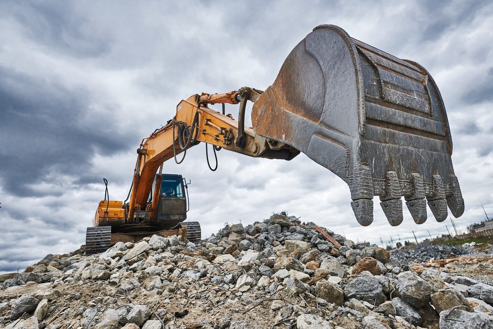 How Do You Lose An 18-Ton Excavator?